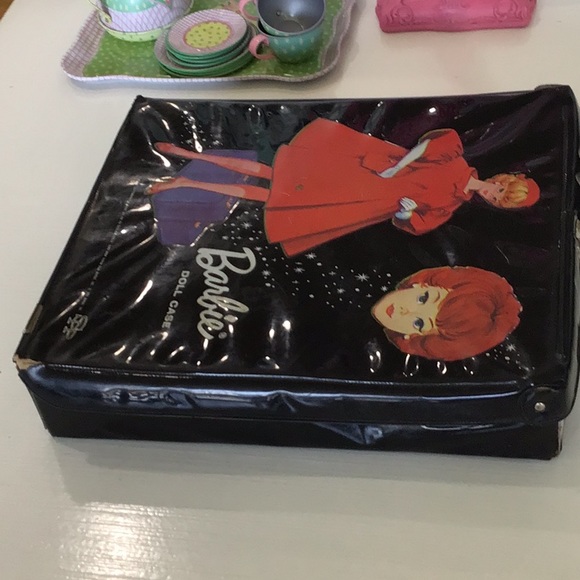 1963 Barbie Vintage Doll Case! - Picture 4 of 16